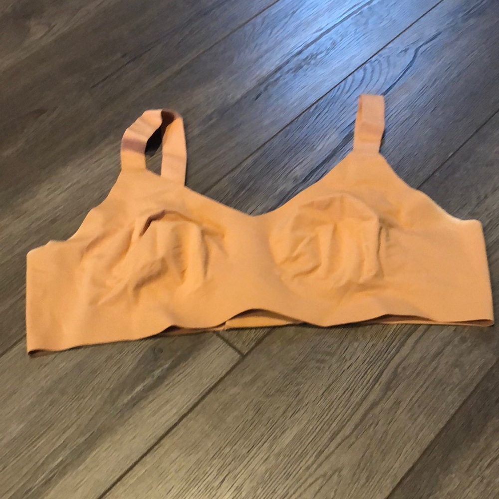 Knix Padded v-neck bra
